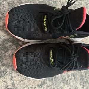 Women’s New balance Roav fresh foam shoe